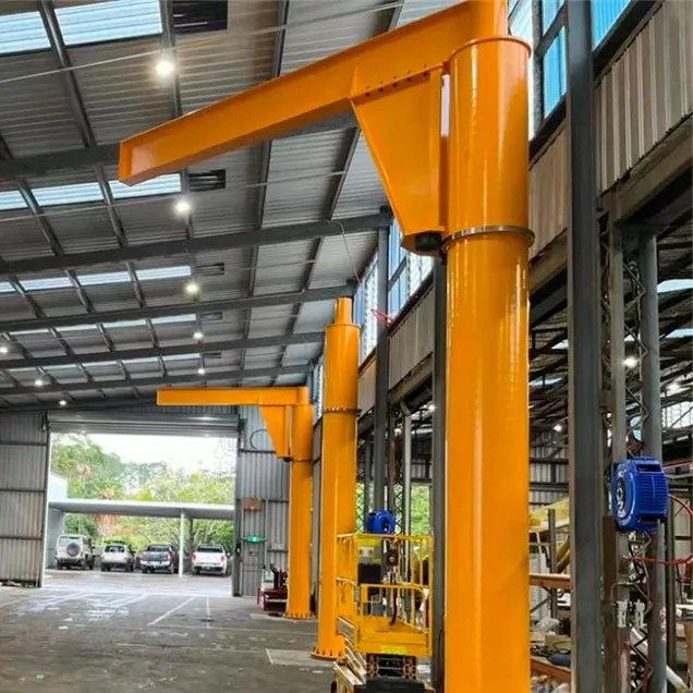 Grua bandera autosoportada